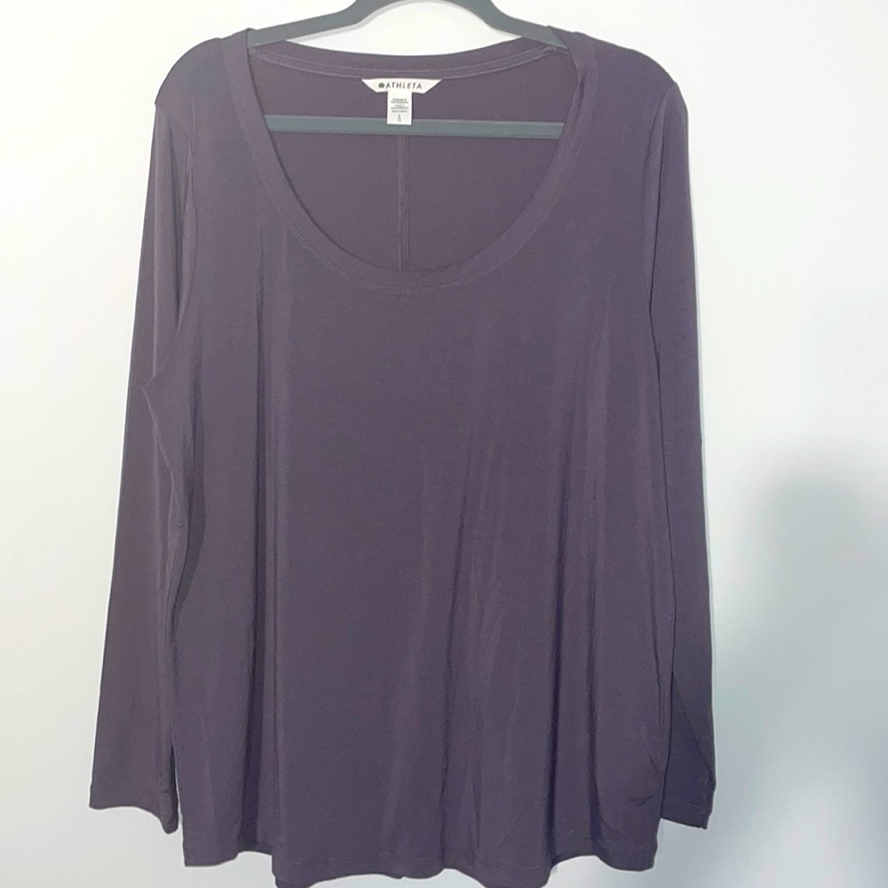 Athleta long sleeve light purple tshirt size large